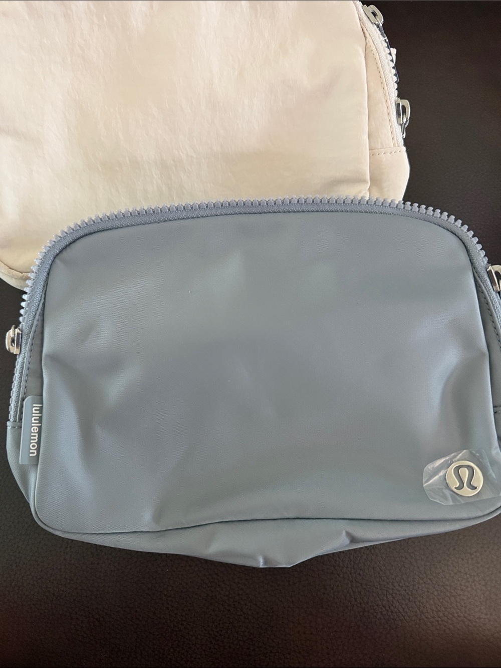 lululemon athletica every where belt bag 2L 
Gray color 
No tags but new !